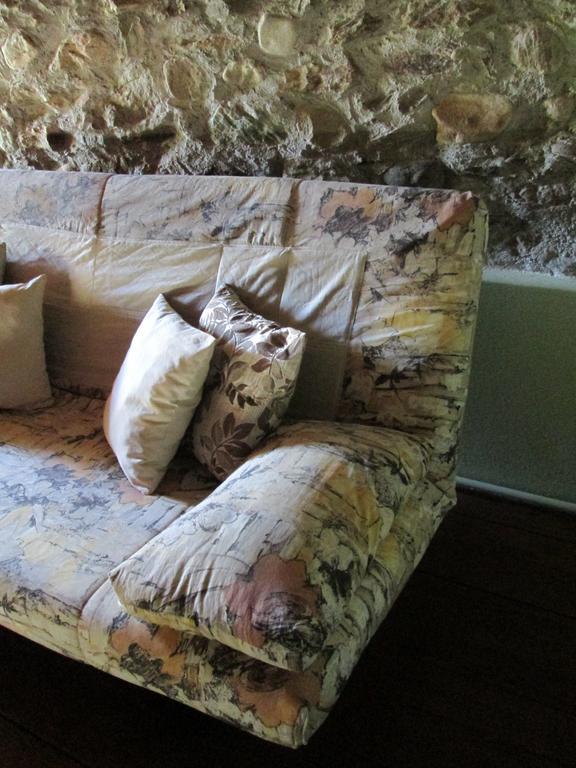 La Casa Del Borgo Bed & Breakfast Brissago-Valtravaglia Ngoại thất bức ảnh