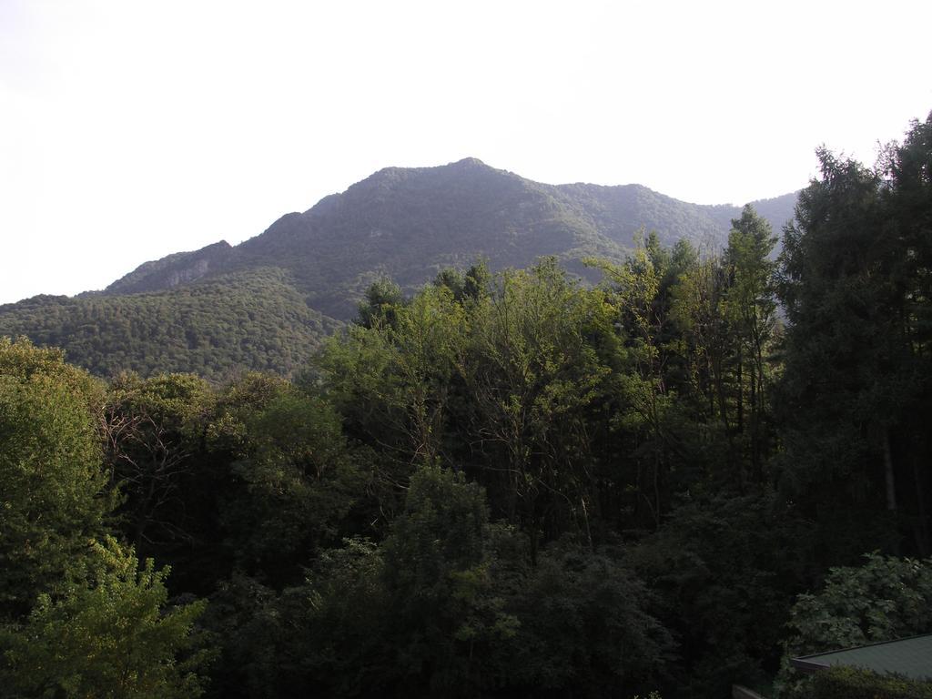 La Casa Del Borgo Bed & Breakfast Brissago-Valtravaglia Phòng bức ảnh